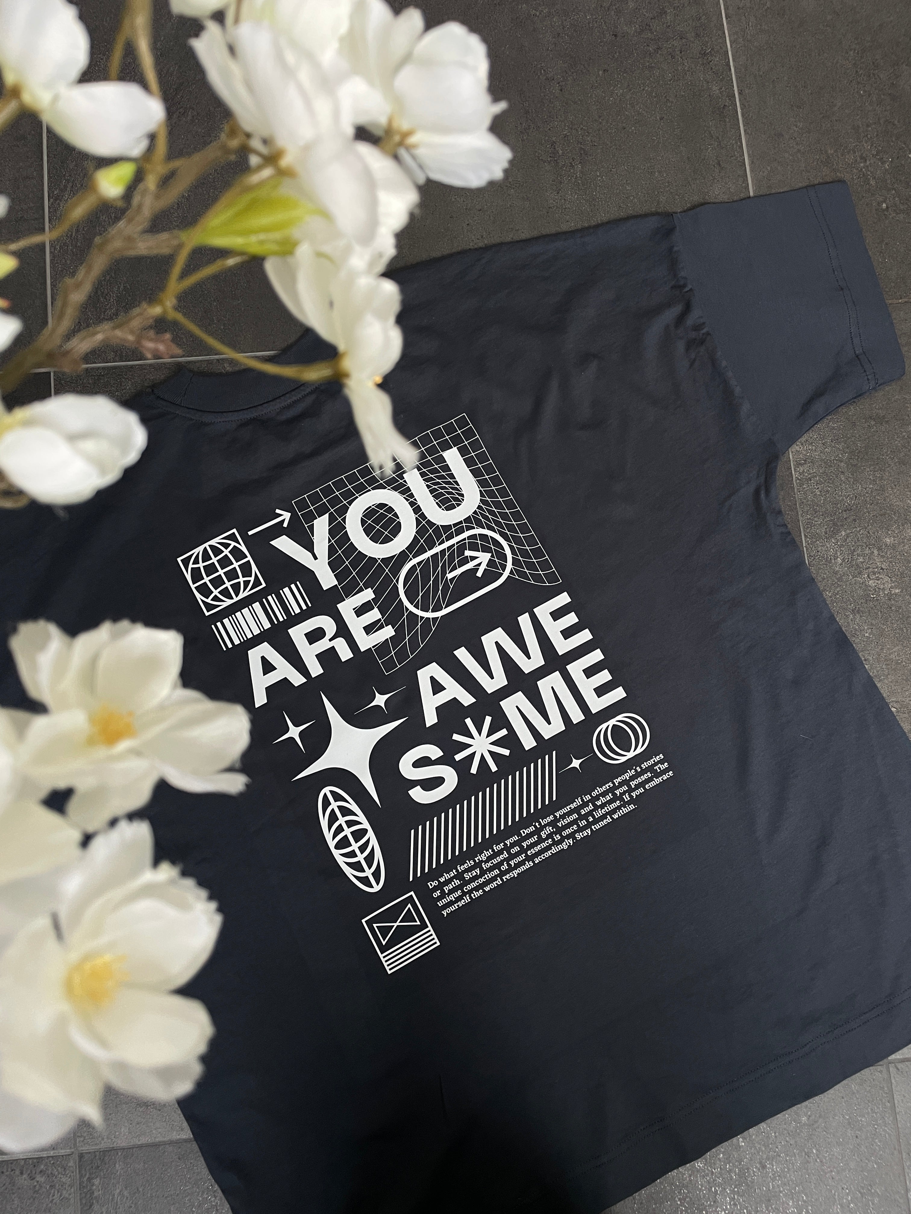 Shirt "You are awesome"